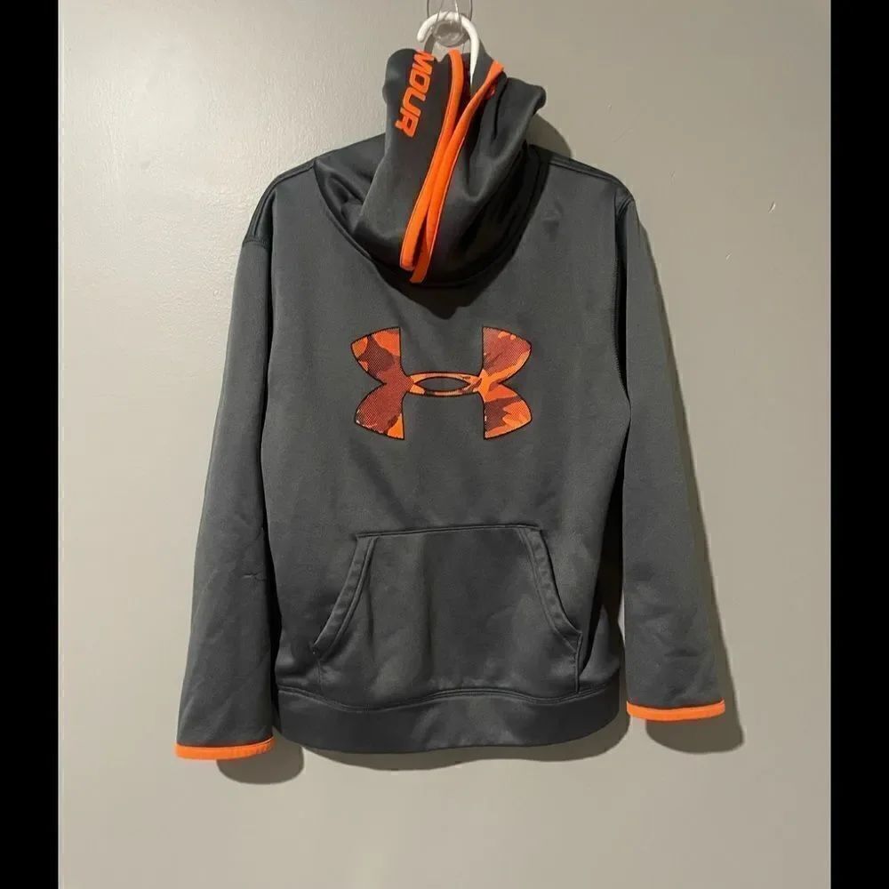 Under Armour hoodie